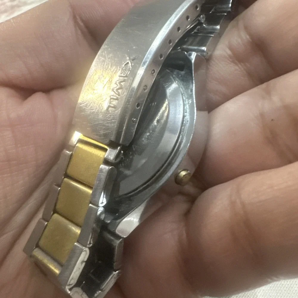 Vintage Timex Rare 1977 Digital Assembled By Howard Hughes U.S.A. 38mm -UNTESTED